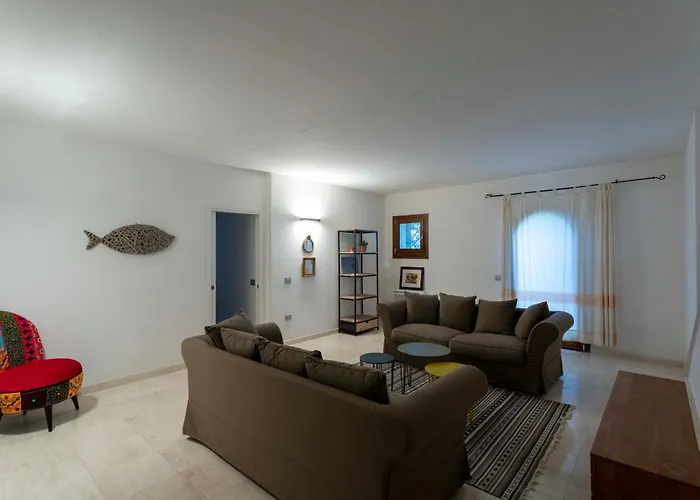 Alba Esclusiva Con Piscina A Sfioro E Vista Mozzafiato Sul Mare Villa *