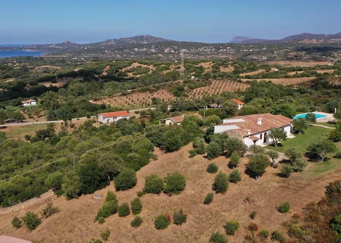 Alba Esclusiva Con Piscina A Sfioro E Vista Mozzafiato Sul Mare * Cugnana