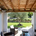 Alba Esclusiva Con Piscina A Sfioro E Vista Mozzafiato Sul Mare *
