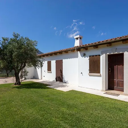 Villa Villa Alba Esclusiva Villa Con Piscina A Sfioro E Vista Mozzafiato Sul Mare