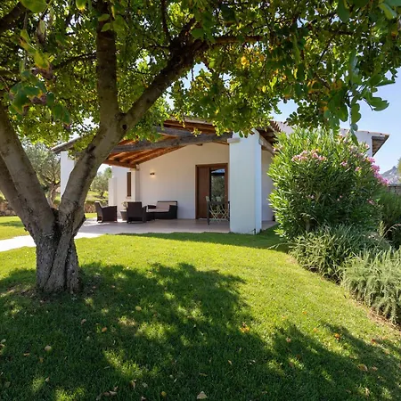 Villa Alba Esclusiva Villa Con Piscina A Sfioro E Vista Mozzafiato Sul Mare * Cugnana