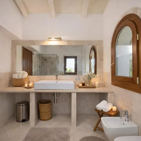 Alba Esclusiva Con Piscina A Sfioro E Vista Mozzafiato Sul Mare Villa Cugnana