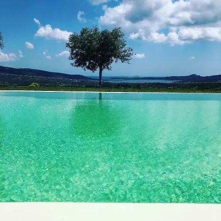 Alba Esclusiva Con Piscina A Sfioro E Vista Mozzafiato Sul Mare Villa