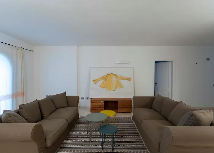 Villa Alba Esclusiva Con Piscina A Sfioro E Vista Mozzafiato Sul Mare Cugnana