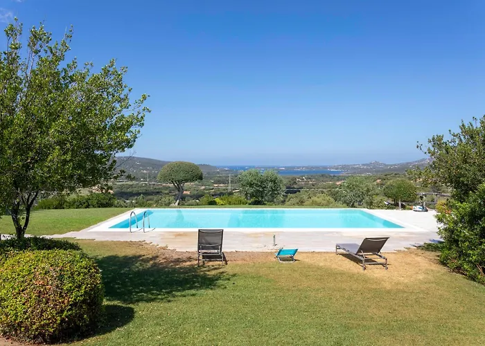 Alba Esclusiva Con Piscina A Sfioro E Vista Mozzafiato Sul Mare *